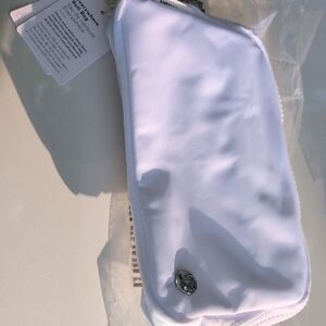 Lululemon Athletica White Belt Bag-NWT